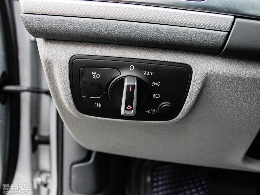 2012?yun)WA6L 2.0TFSI CVT(q)m