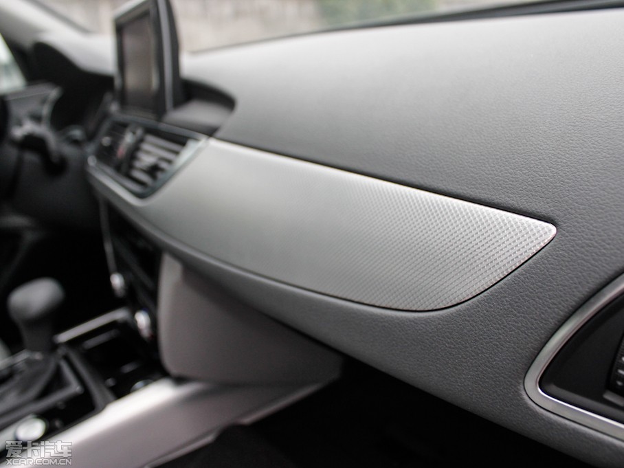 2012?yun)WA6L 2.0TFSI CVT(q)m