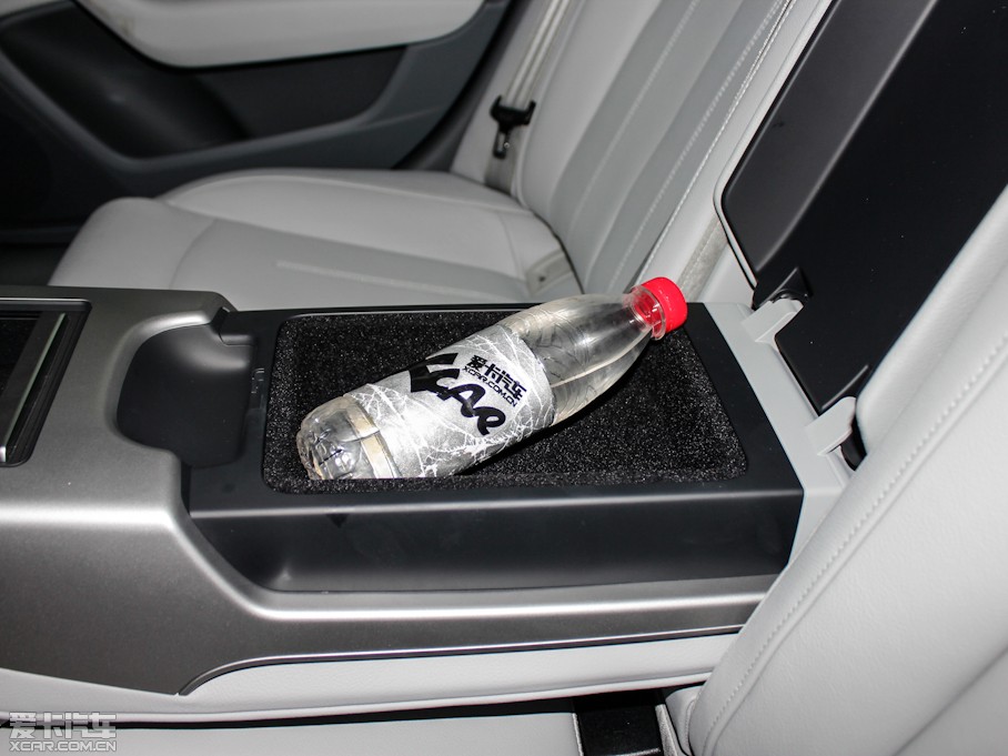 2012?yun)WA6L 2.0TFSI CVT(q)m