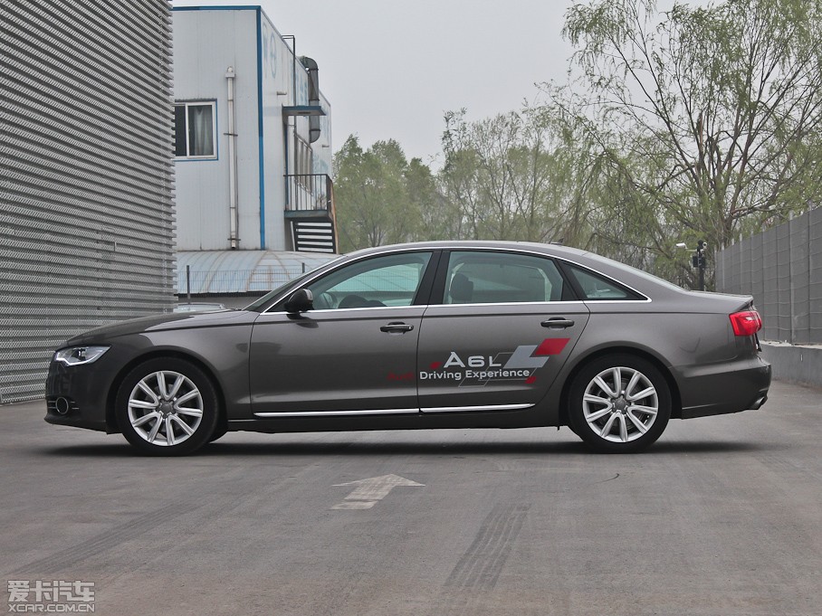 2012WA6L 35 FSI CVTA