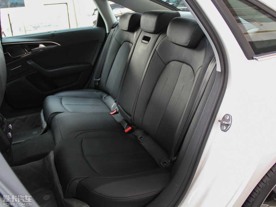 2012?yun)WA6L 30 FSI CVT(q)m