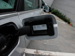 20122.0TFSI CVT(q)m (x)(ji)^