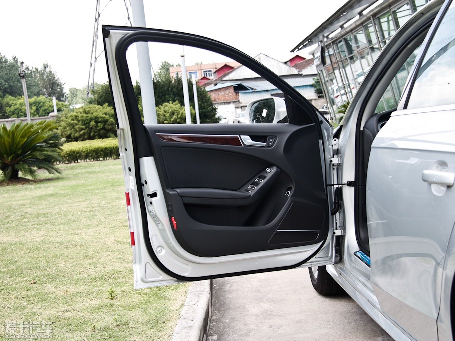 2013WA4L 35 TFSI CVTm