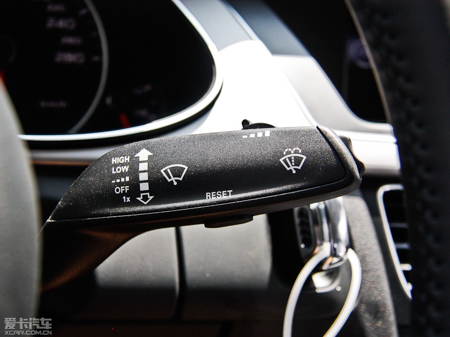 2013WA4L 35 TFSI CVTm