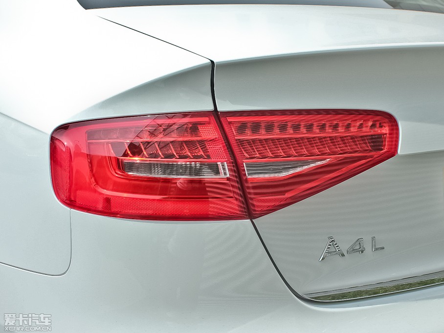 2013WA4L 35 TFSI CVT˜ʰ