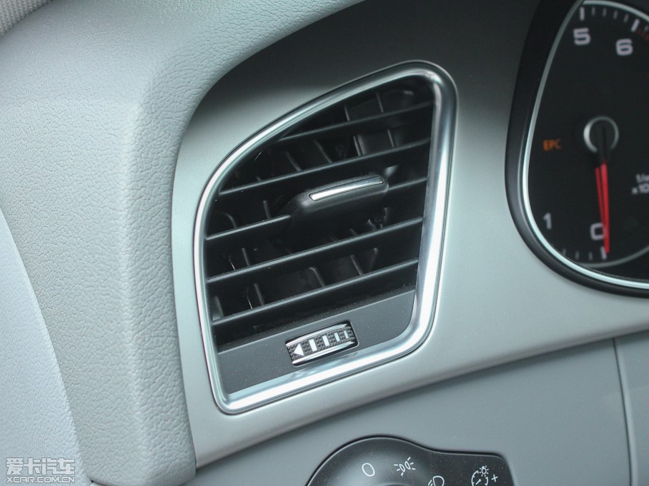 2013?yun)WA4L 35 TFSI CVT(bio)(zhn)