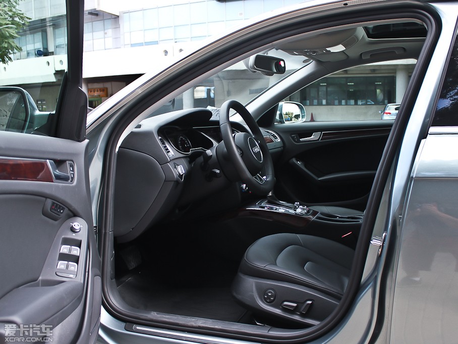 2013WA4L 35 TFSI CVTg