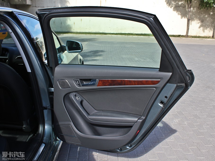 2013WA4L 35 TFSI CVTg