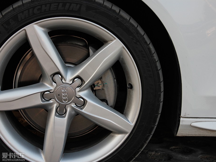 2013WA4L 40 TFSI quattro Ԅ\Ӱ