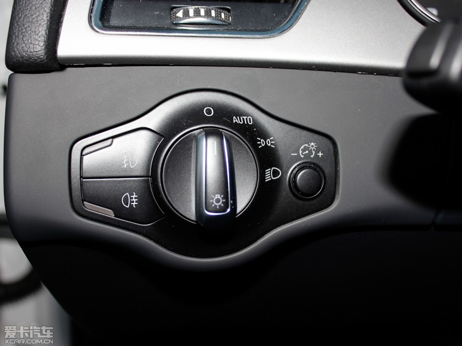 2013WA4L 40 TFSI quattro Ԅ\Ӱ