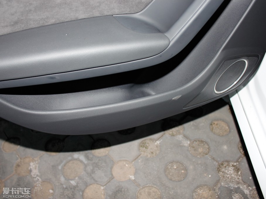 2013WA4L 40 TFSI quattro Ԅ\Ӱ