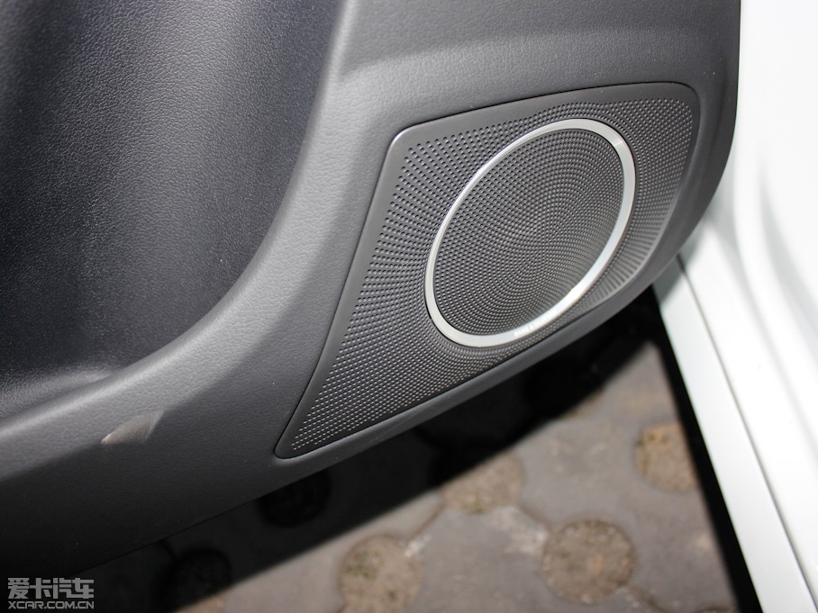 2013WA4L 40 TFSI quattro Ԅ\Ӱ