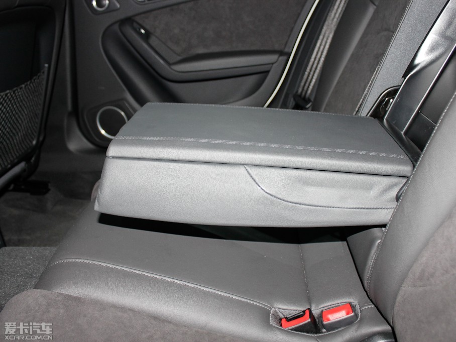 2013WA4L 40 TFSI quattro Ԅ\Ӱ