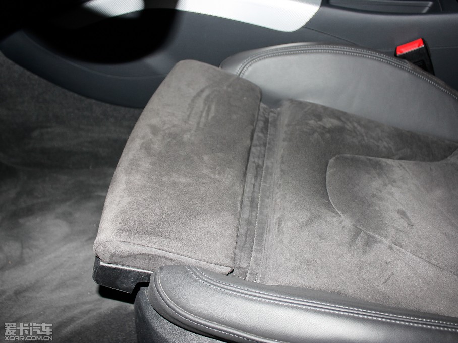 2013WA4L 40 TFSI quattro Ԅ\Ӱ