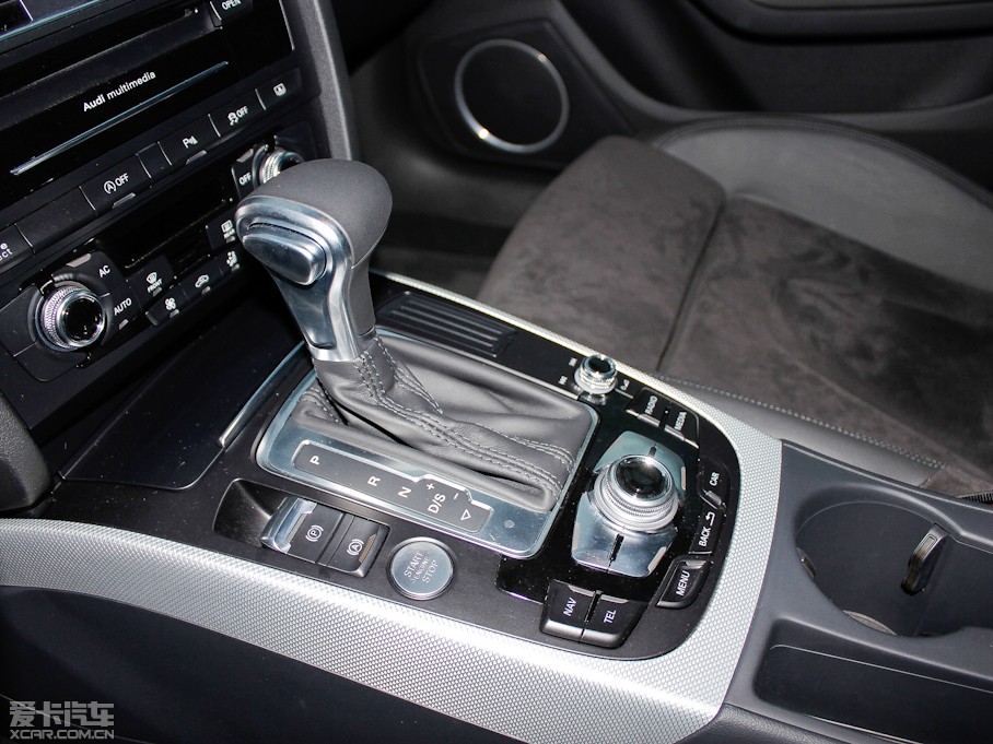 2013?yun)WA4L 40 TFSI quattro Ԅ(dng)\(yn)(dng)