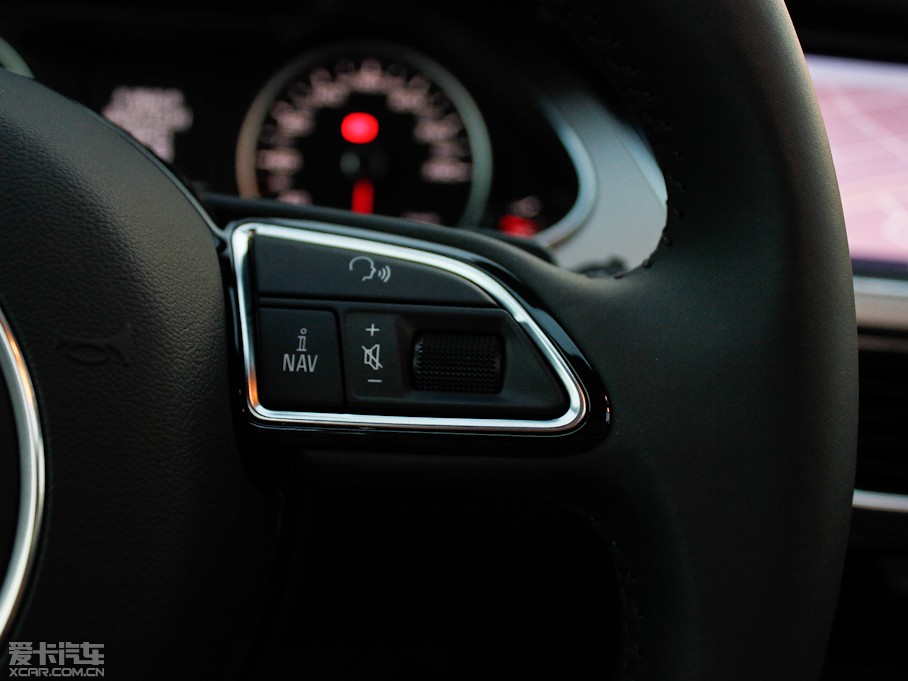 2013WA4L 40 TFSI quattro Ԅ\Ӱ