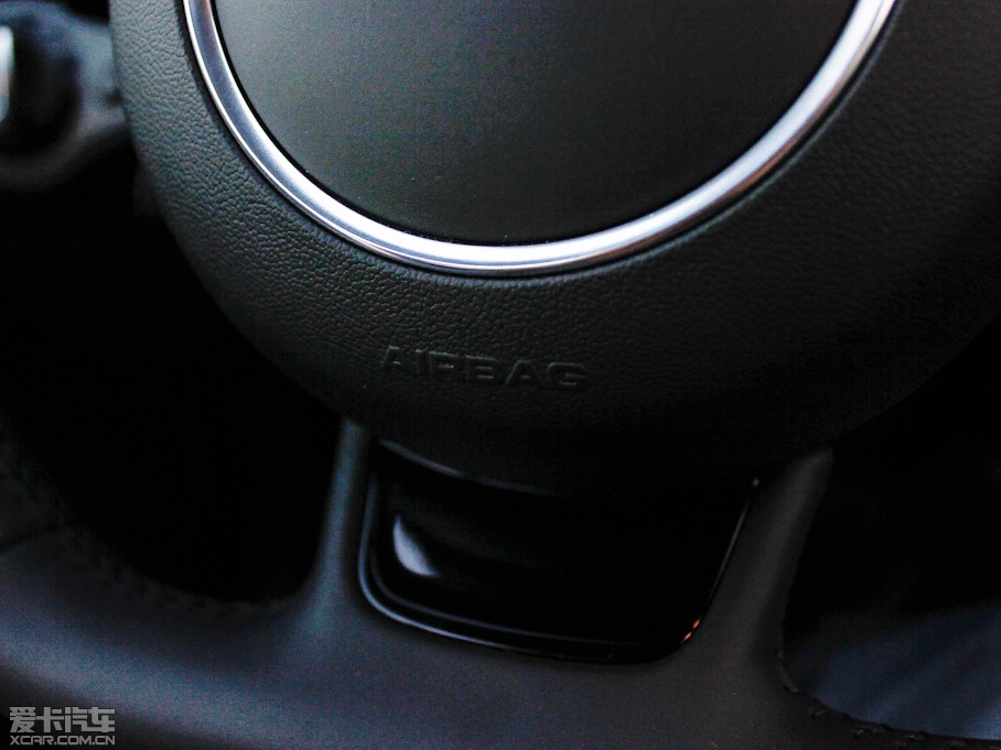 2013WA4L 40 TFSI quattro Ԅ\Ӱ