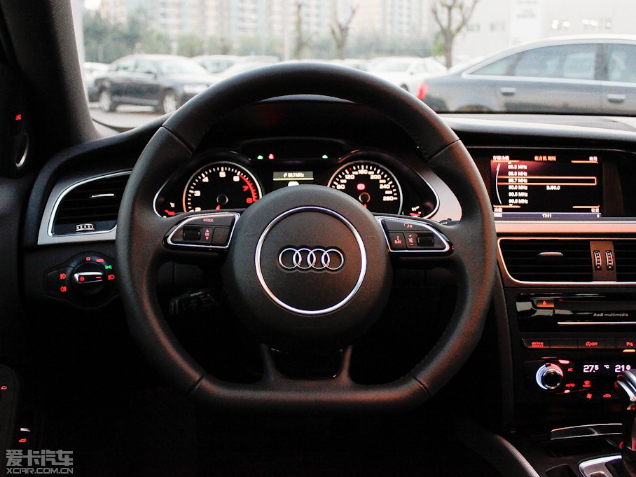 2013WA4L 40 TFSI quattro Ԅ\Ӱ