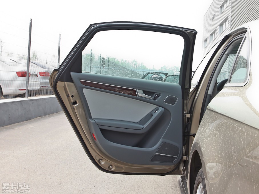 2013WA4L 35 TFSI CVTg