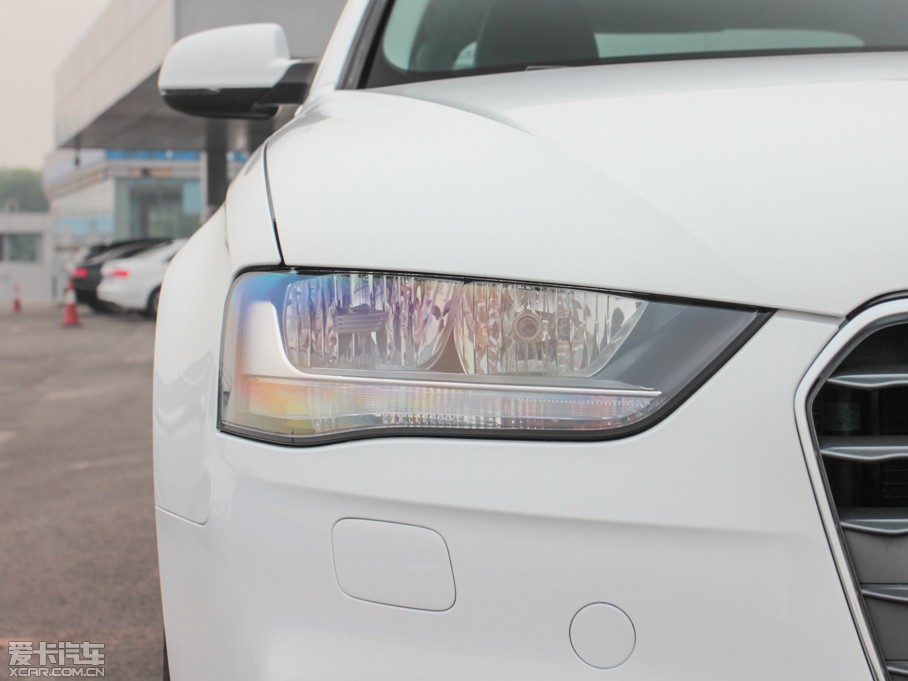 2013WA4L 30 TFSI քm