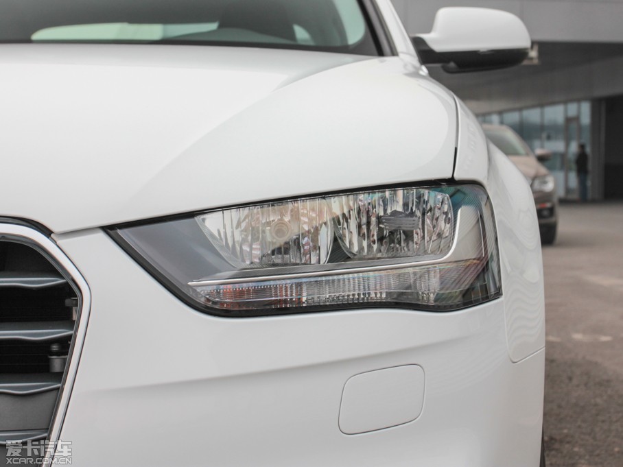 2013WA4L 30 TFSI քm