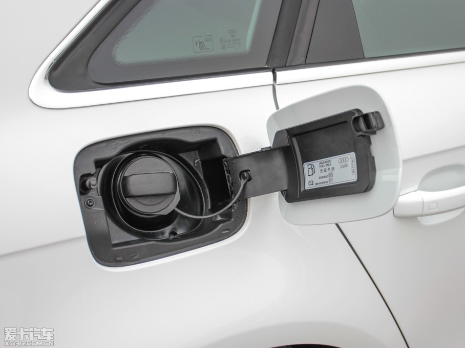 2013WA4L 30 TFSI քm