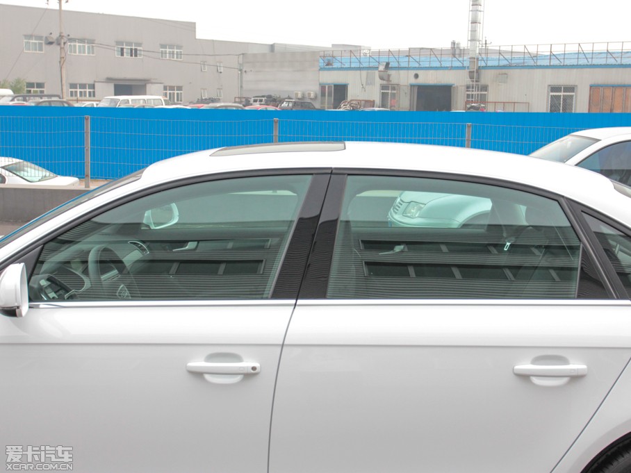 2013WA4L 30 TFSI քm