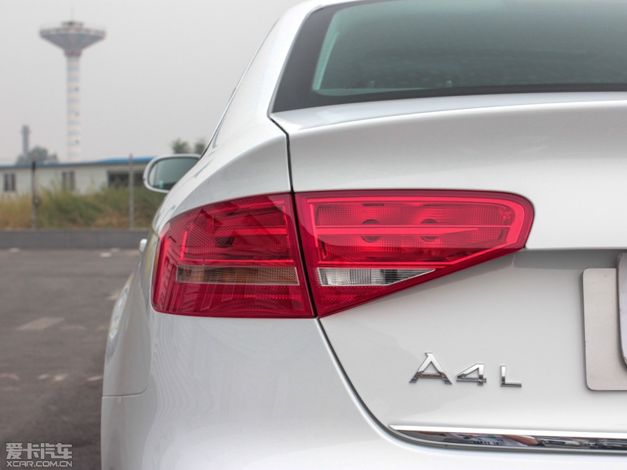 2013WA4L 30 TFSI քm