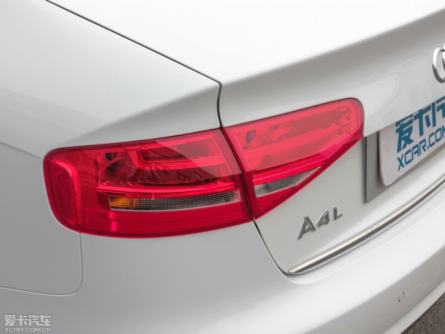 2013WA4L 30 TFSI քm