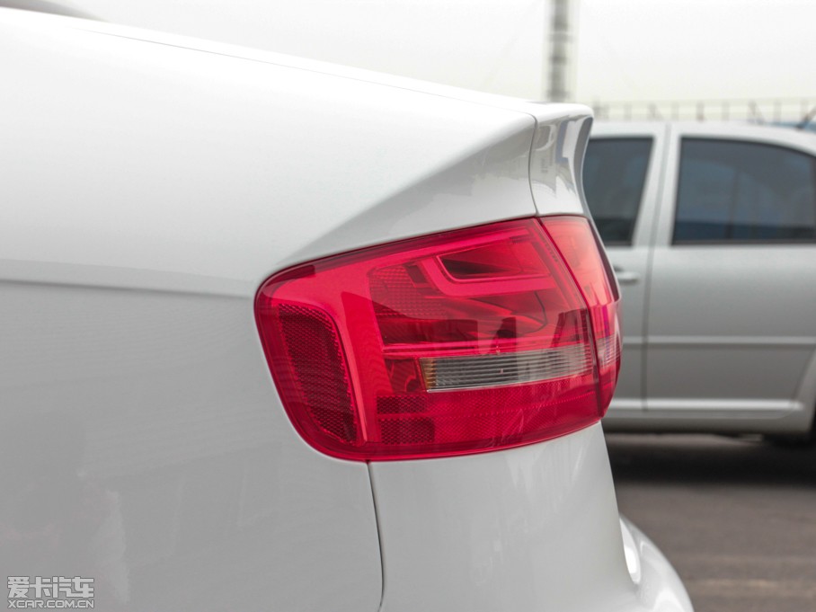 2013WA4L 30 TFSI քm