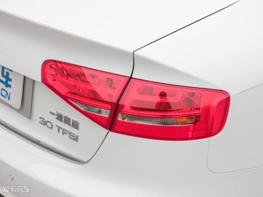 2013WA4L 30 TFSI քm