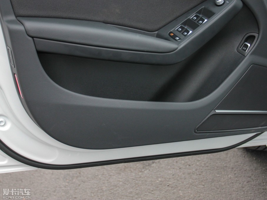 2013WA4L 30 TFSI քm