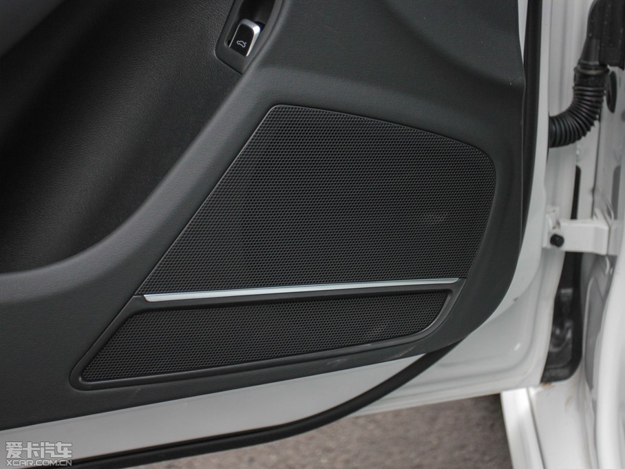 2013WA4L 30 TFSI քm