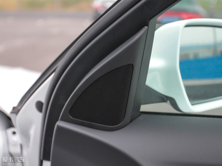 2013WA4L 30 TFSI քm