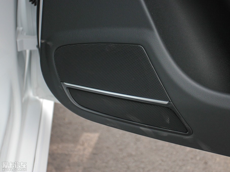 2013WA4L 30 TFSI քm