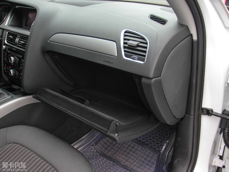 2013WA4L 30 TFSI քm