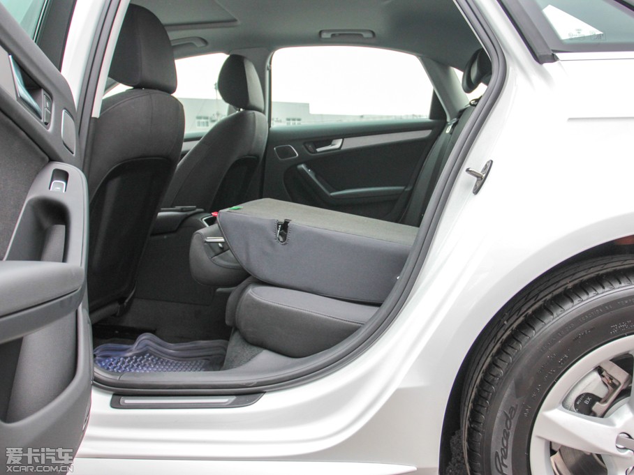 2013WA4L 30 TFSI քm