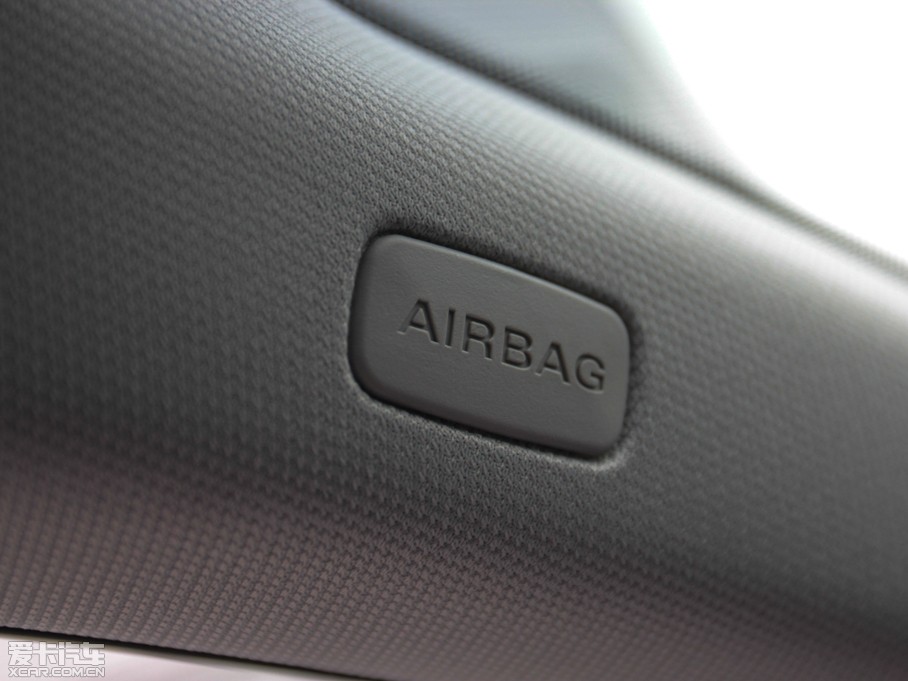 2013WA4L 30 TFSI քm