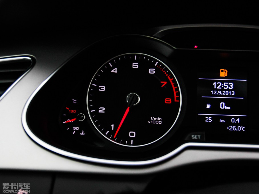 2013WA4L 30 TFSI քm