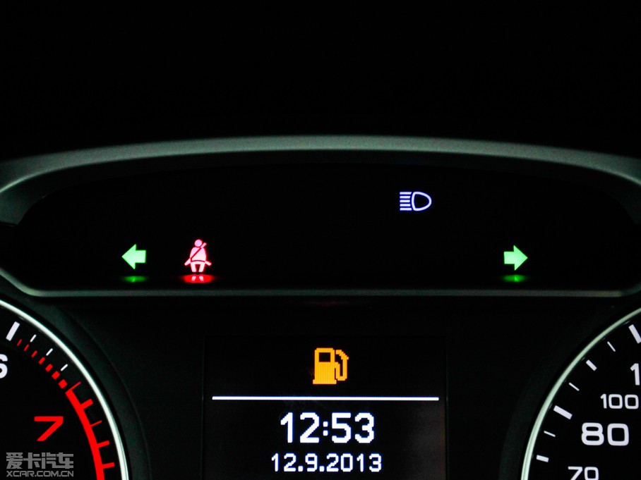 2013WA4L 30 TFSI քm