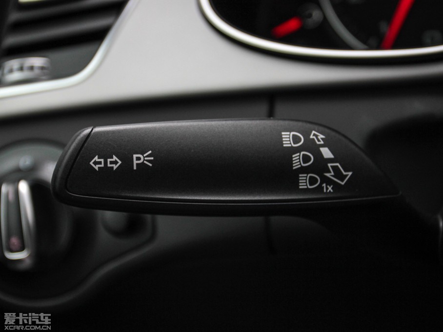 2013WA4L 30 TFSI քm