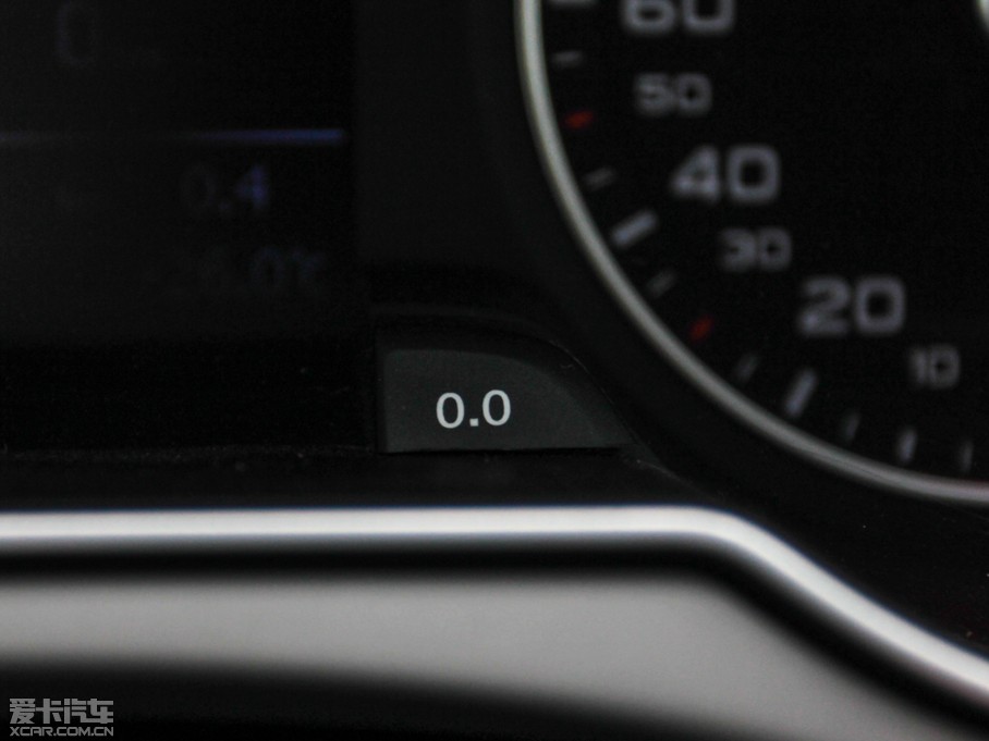 2013WA4L 30 TFSI քm