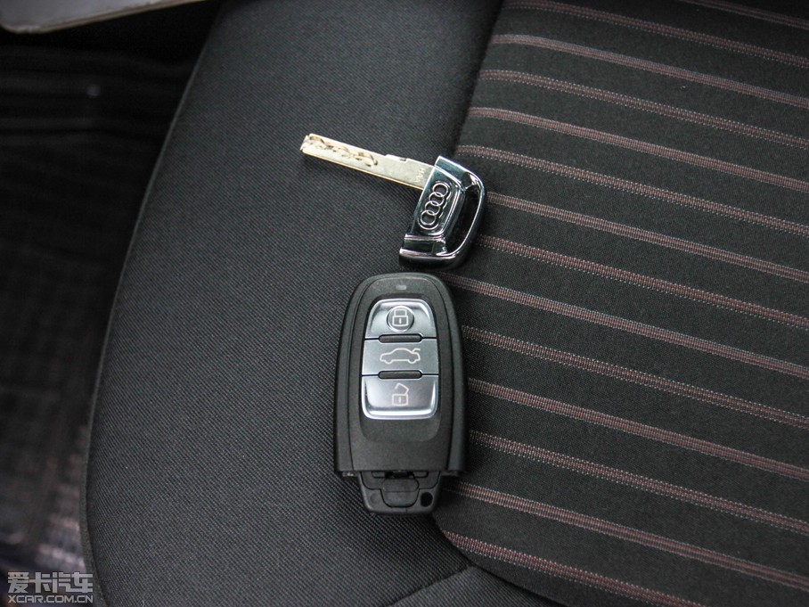 2013WA4L 30 TFSI քm