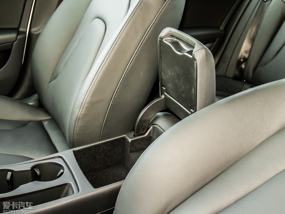 2013?yun)WA4L 40 TFSI quattro (g)\(yn)(dng)