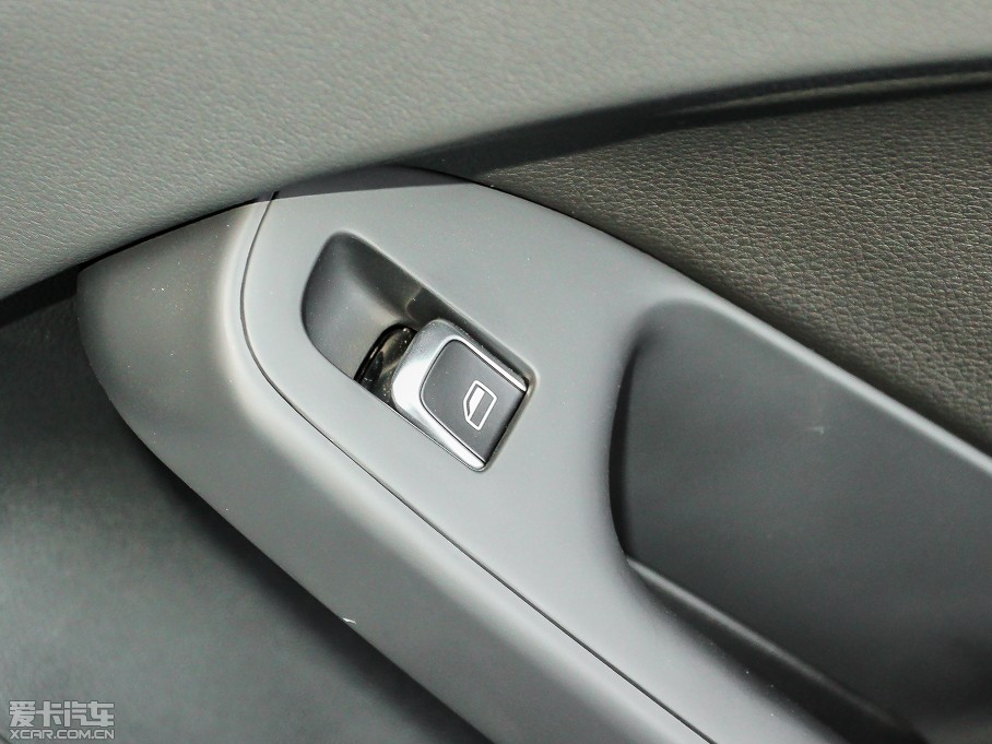 2013WA4L 40 TFSI quattro \Ӱ