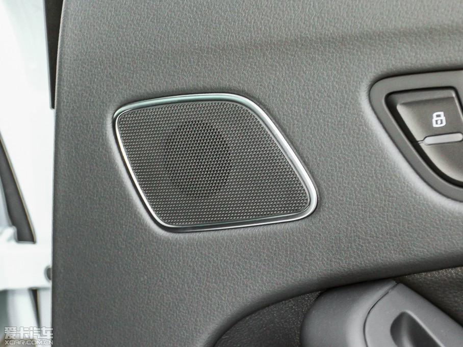 2013WA4L 40 TFSI quattro \Ӱ