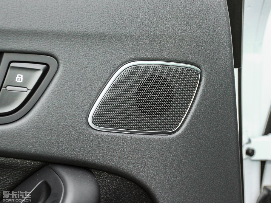 2013WA4L 40 TFSI quattro \Ӱ