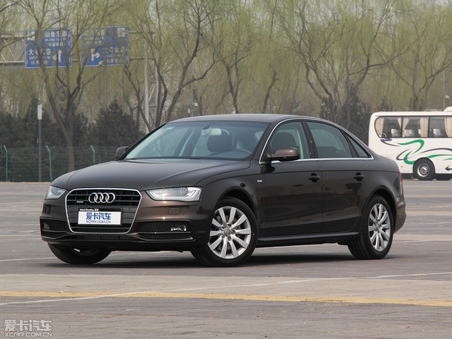 2013WA4L 40 TFSI quattro \Ӱ