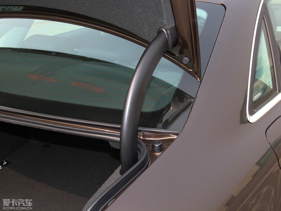 2013WA4L 40 TFSI quattro \Ӱ