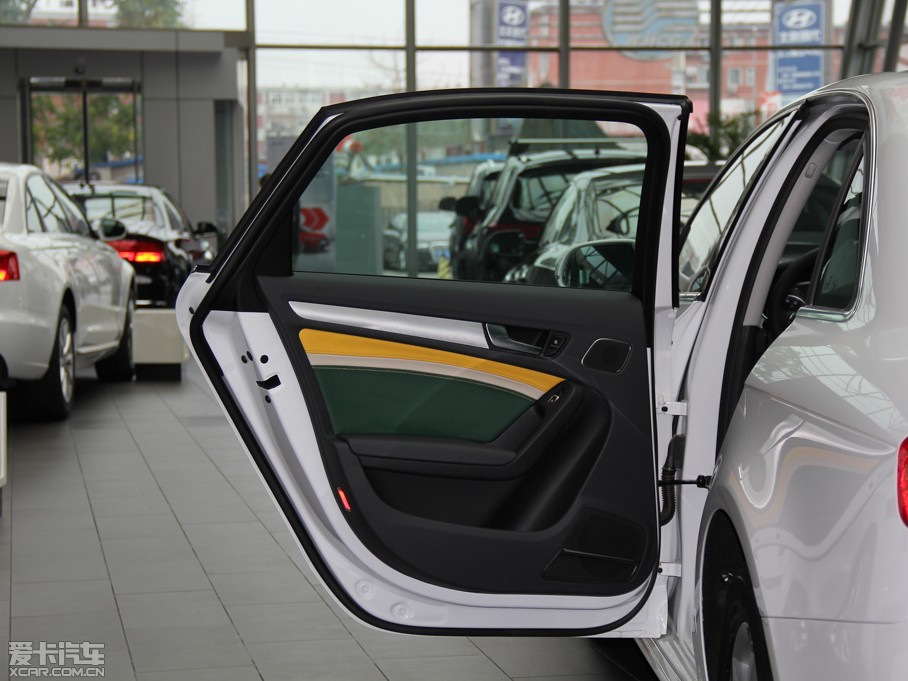 2013WA4L 35 TFSI CVT˜ʰ